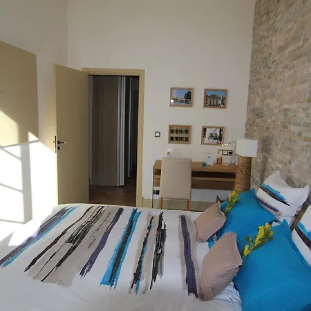 Aparthotel Garibaldi Nice