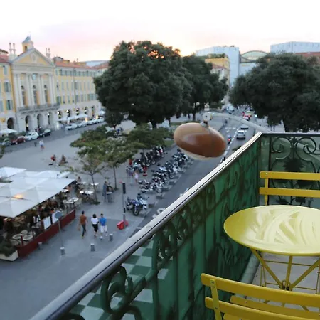 Garibaldi Aparthotel 4*